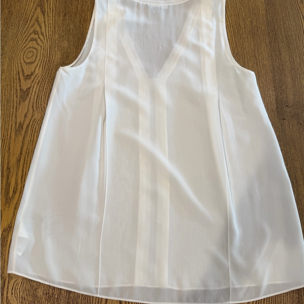 Vince 100% Silk Sleeveless Blouse -XS - Picture 7 of 13